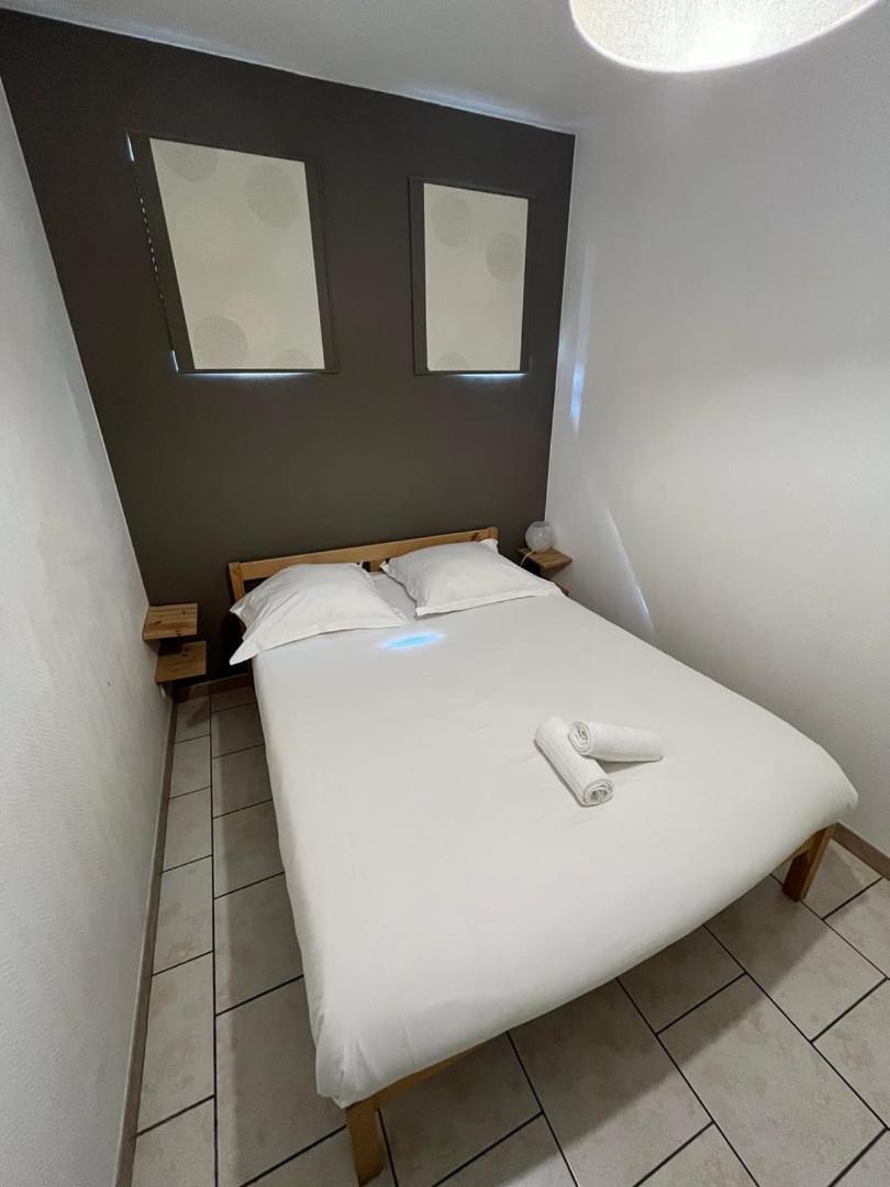 Tours à portée de main Esterno foto